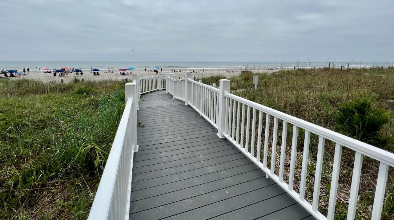 Oceanview Condo With Pool, Hot Tub, Balcony, Right On The Beach Myrtle Beach Eksteriør billede