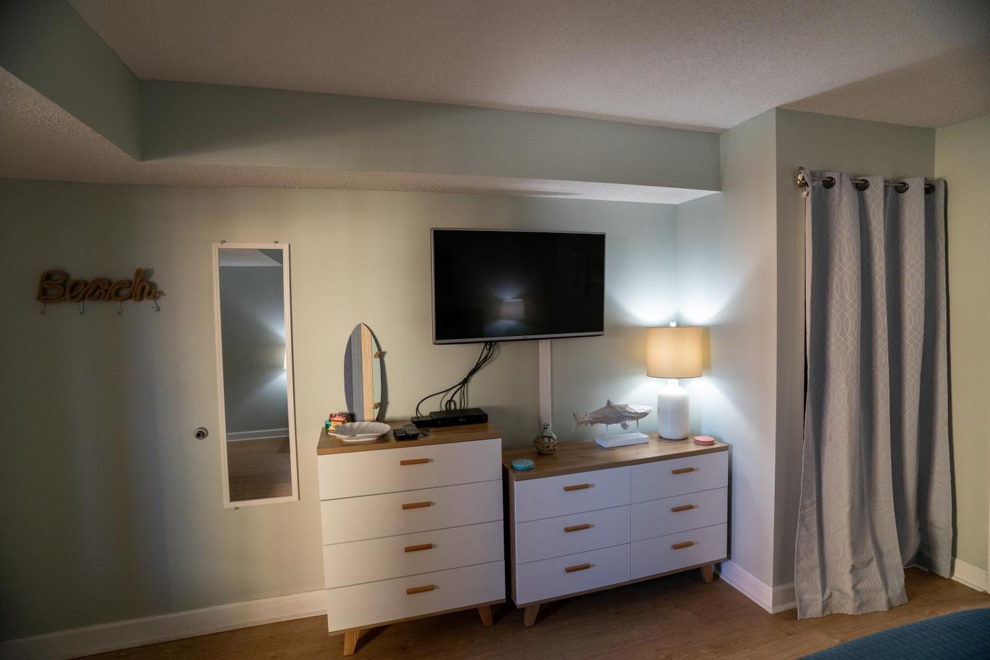 Oceanview Condo With Pool, Hot Tub, Balcony, Right On The Beach Myrtle Beach Eksteriør billede