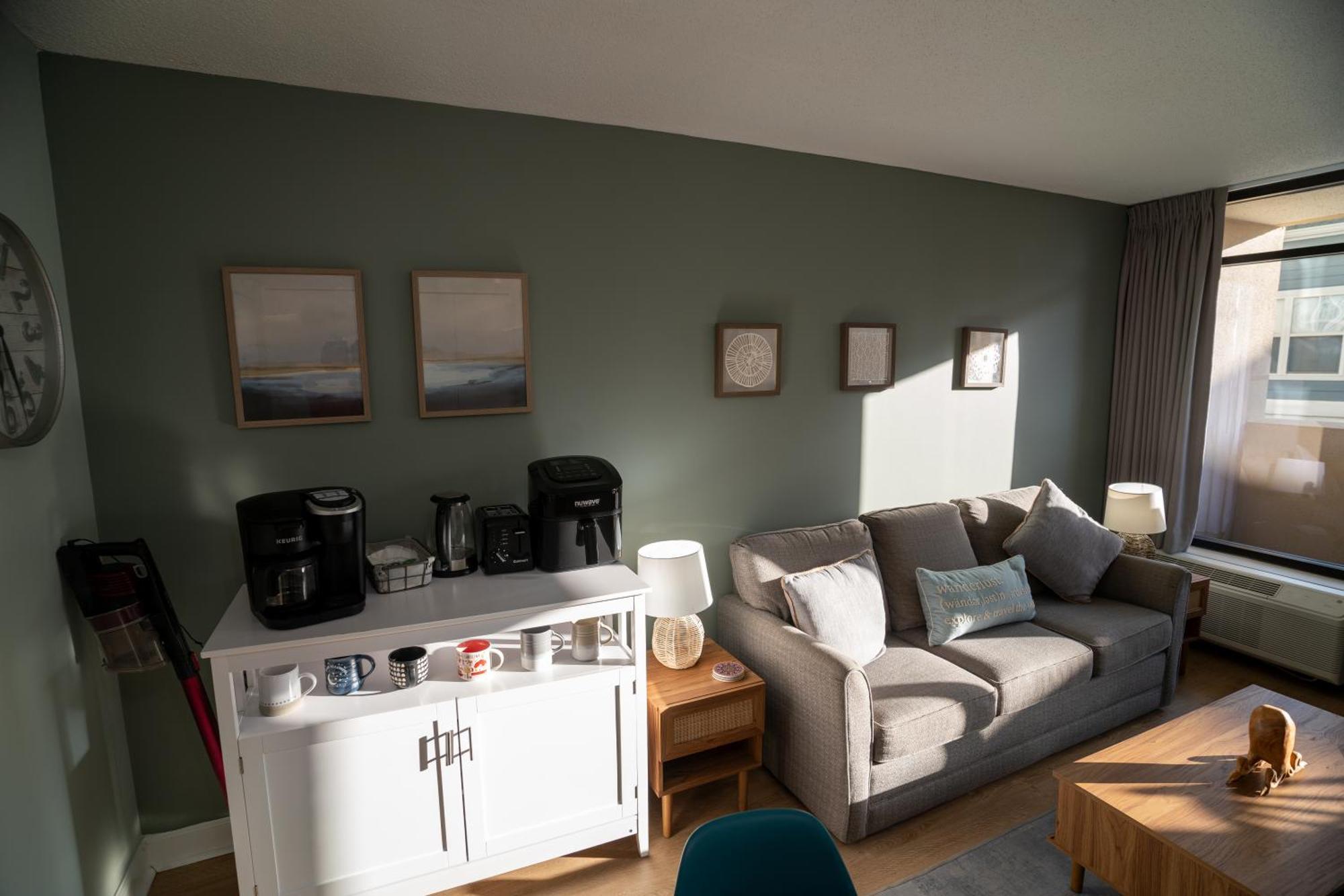 Oceanview Condo With Pool, Hot Tub, Balcony, Right On The Beach Myrtle Beach Eksteriør billede