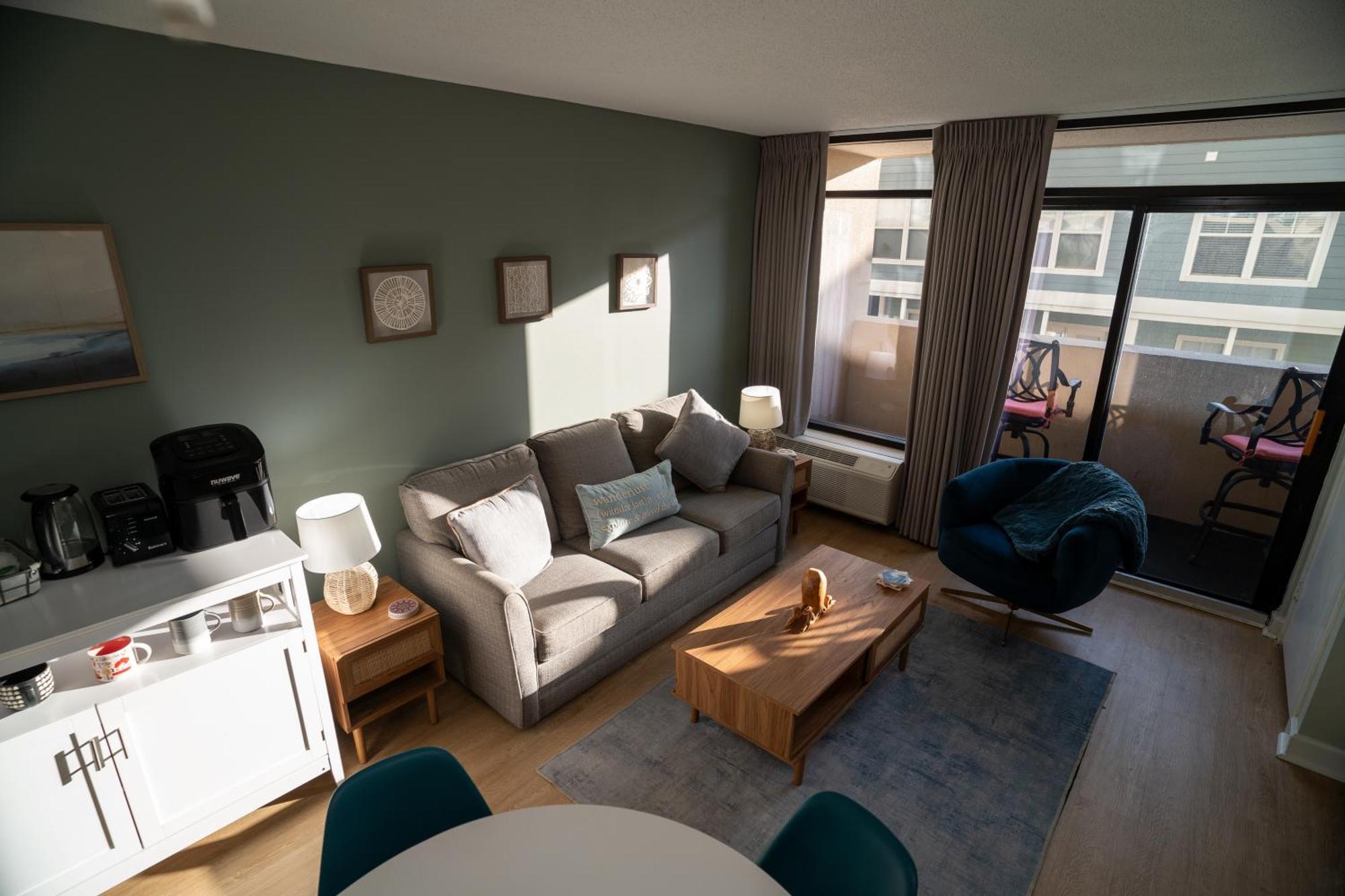 Oceanview Condo With Pool, Hot Tub, Balcony, Right On The Beach Myrtle Beach Eksteriør billede